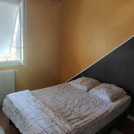 Holiday home Maison Avec Piscine Tour De France Le 11 Et 12 Juillet Villeneuve-sur-Lot