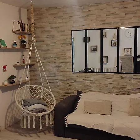 Holiday home Maison Avec Piscine Tour De France Le 11 Et 12 Juillet